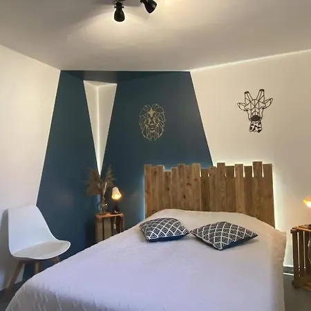 Rez De Jardin Moderne 4 8 Personnes Jardinet